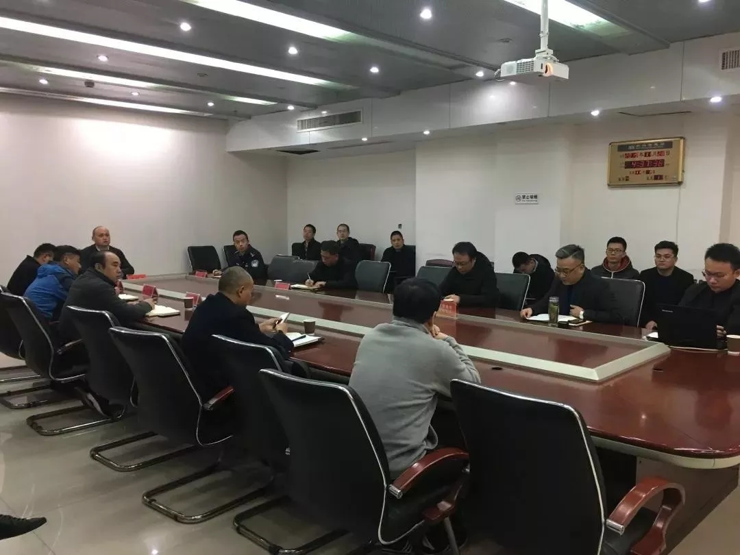 1575857679117287.jpg 640.webp.jpg